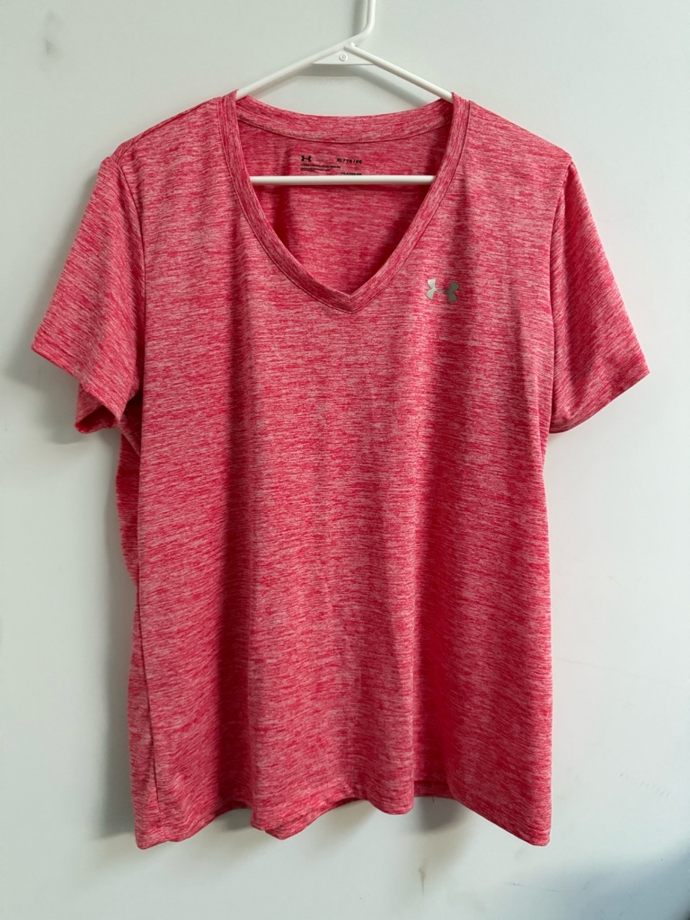 Under Armour Heathered Pink V-Neck Short Sleeve Performance Tee